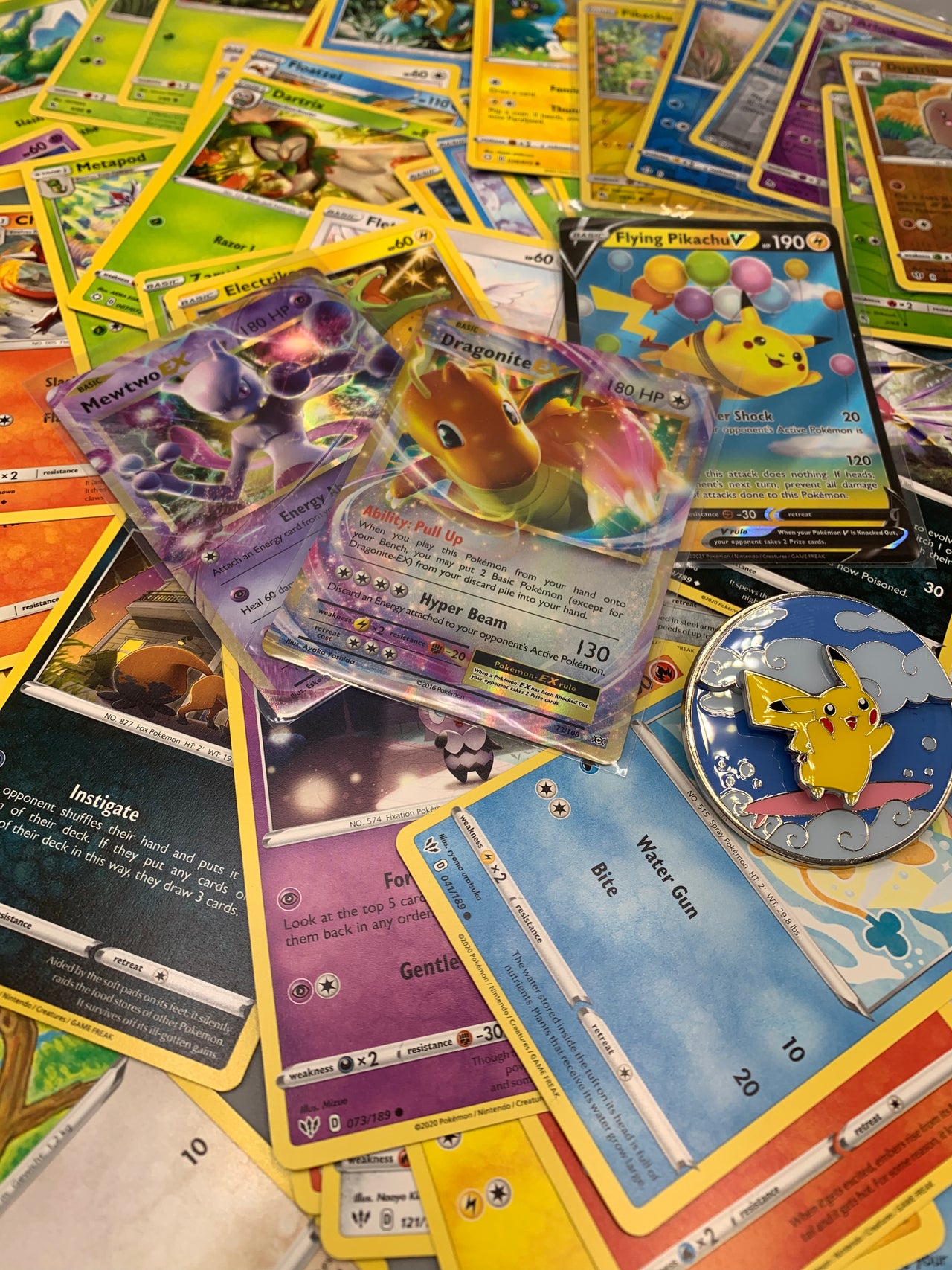 Pokemon Kinder Starter Paket - Englisch - über 100 Karten + 2 GX/V